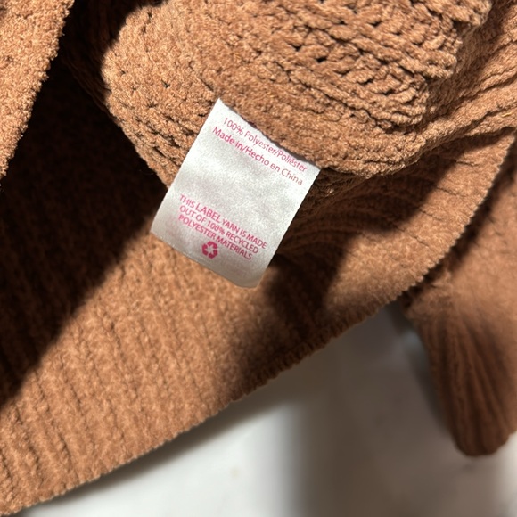 No Boundaries Juniors Fringe Sweater size 3XL (21) - Picture 8 of 9